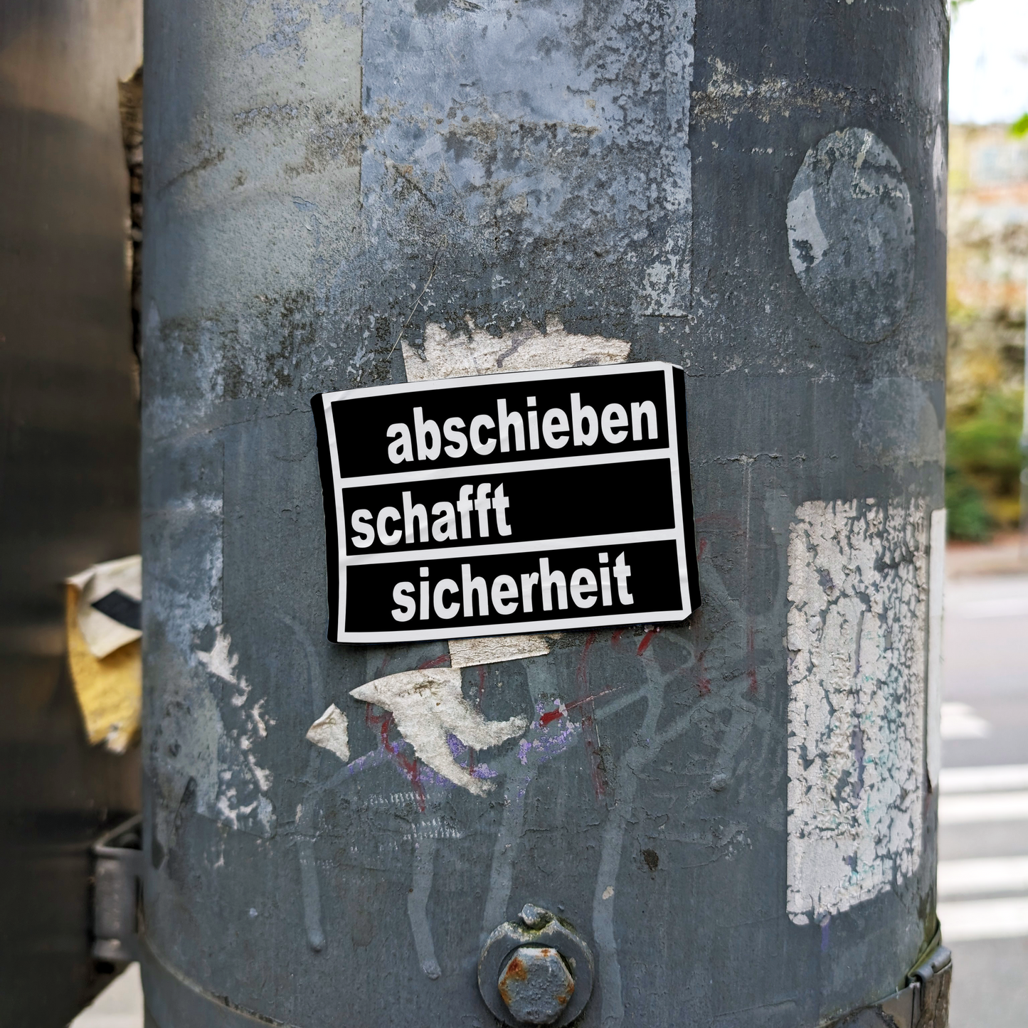 ABSCHIEBEN SCHAFFT SICHERHEIT